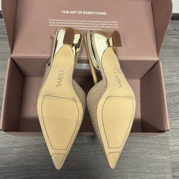 Franco Sarto Devin Slingback Pump In Platinum Fabric (WIDE) - Picture 3 of 10